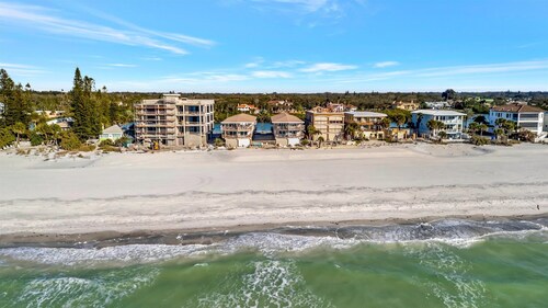 Beachfront 3B Family Waterview With Large Balcony