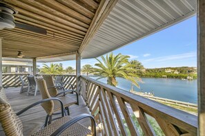 House - Beachfront 3B Family Waterview With Large Balcony (Indian Rocks Beach)