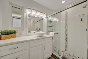 House - Beachfront 3B Family Waterview With Large Balcony (Indian Rocks Beach)