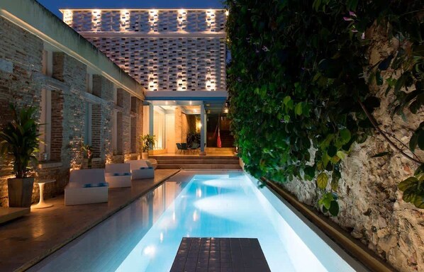 Villa - NOK Award Winning 4BR Villa wih Pool at Getsemani (Cartagena)