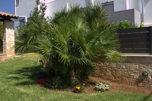 4 bedrooms, soundproofing, Internet - Villa Amorata - Schinias Private Garden Retreat (Marathon)