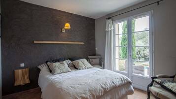 5 bedrooms, Internet