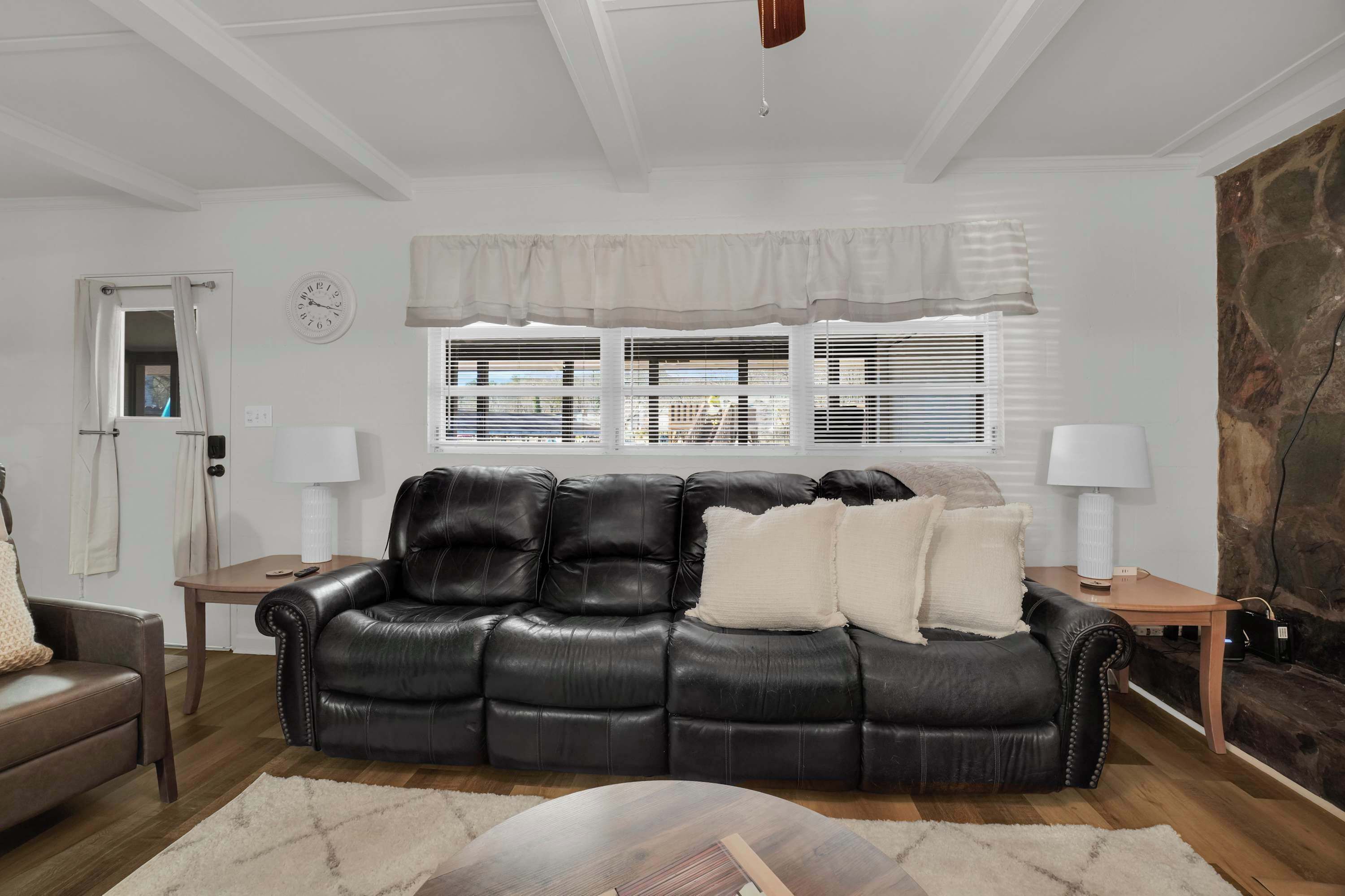 套房 | 2 間臥室、網路服務