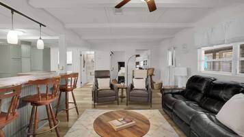 Suite | 2 bedrooms, Internet