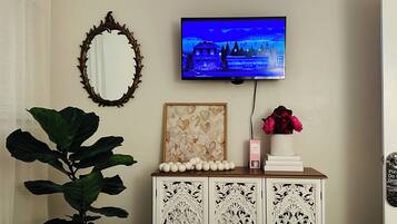 2 soverom, strykejern/-brett, wi-fi (inkludert) og sengetøy