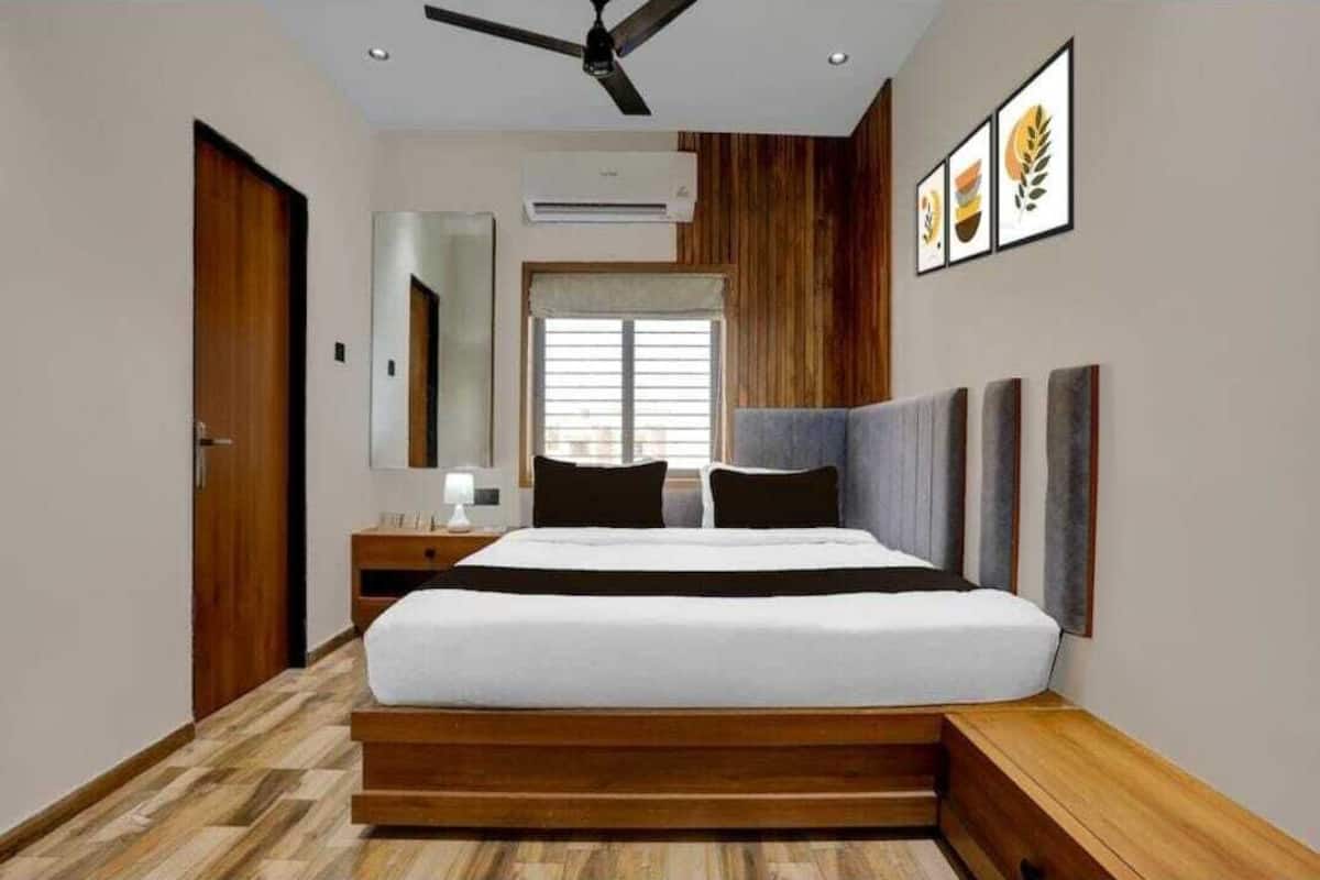 Rom – deluxe, byutsikt | Wi-fi (inkludert)