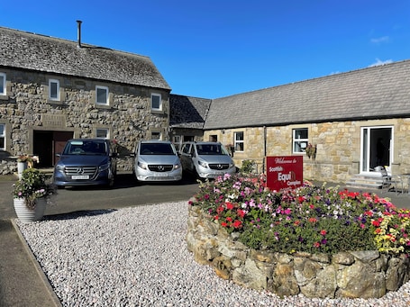 Exterior. Belstane Manor B&B
