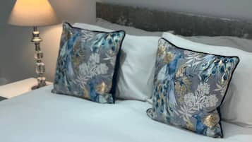 Double Room, Courtyard View | Desk, laptop workspace, iron/ironing board