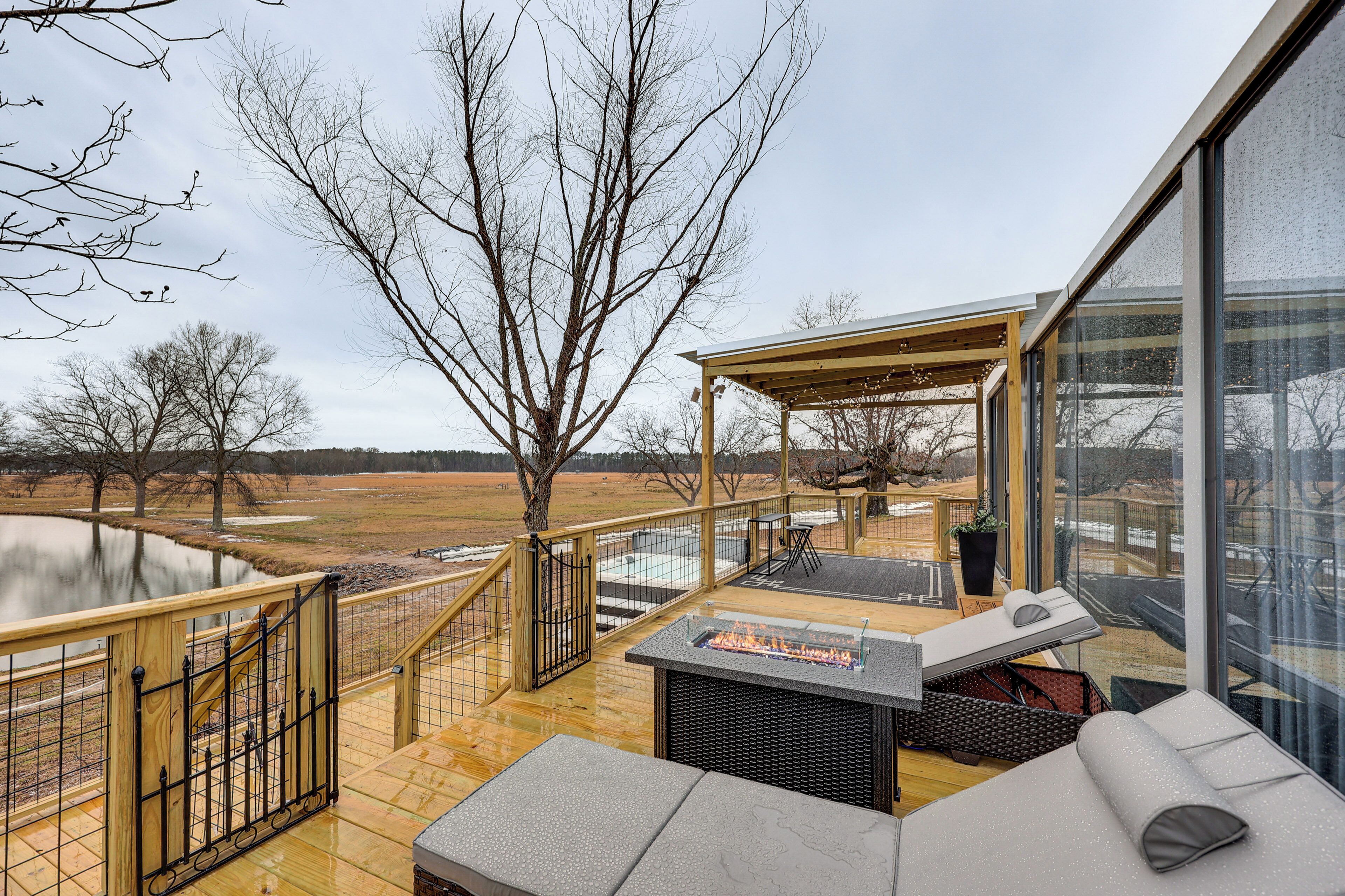 House (1 Bedroom) | Interior