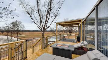 House (1 Bedroom) | Interior