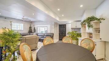 Rumah (2 Bedrooms) | Interior