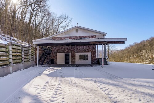 Pool Table + Private Porch: Peaceful Apt in Belle