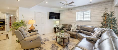 House (2 Bedrooms) | Front of property