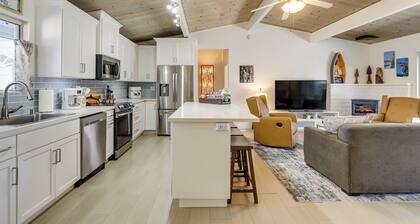 Clear Lake Gem on Canal w/ Dock: Dogs Welcome!