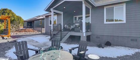 House (3 Bedrooms) | Front of property