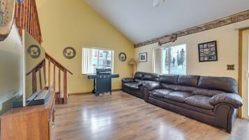House (3 Bedrooms) | Interior