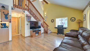 Rumah (3 Bedrooms) | Bagian depan properti