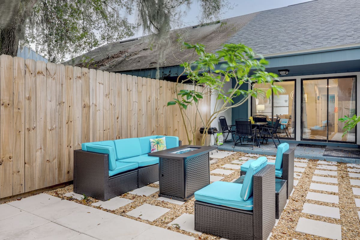 Apartment (3 Bedrooms) | Front of property