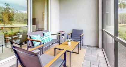 Play & Stay: 1st Floor Ava Maria Condo!