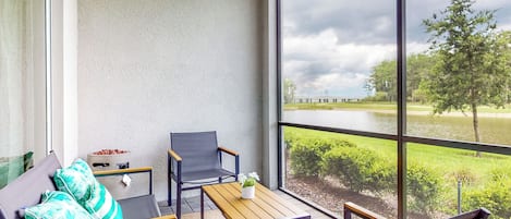 Apartment (2 Bedrooms) | Front of property