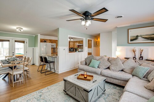 Musicians Beachside Retreat in Lake in the Hills