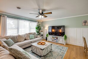 House (4 Bedrooms) | Interior