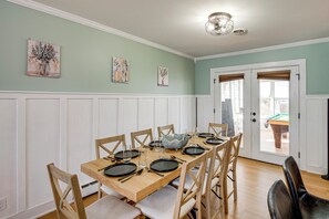House (4 Bedrooms) | Interior - Musicians Beachside Retreat in Lake in the Hills (Lake in the Hills)