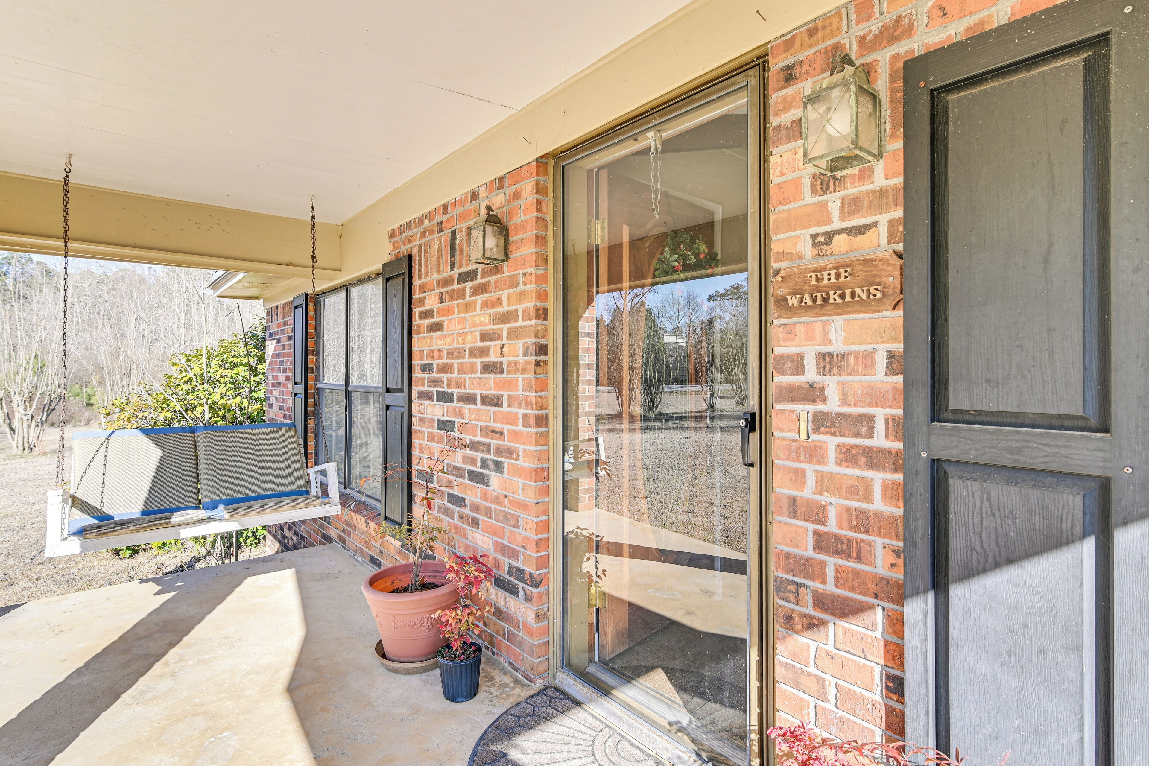 المنشأة من الداخل