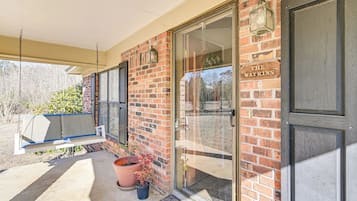 ํ์ฐ์ค (3 Bedrooms) | ๋ด๋ถ