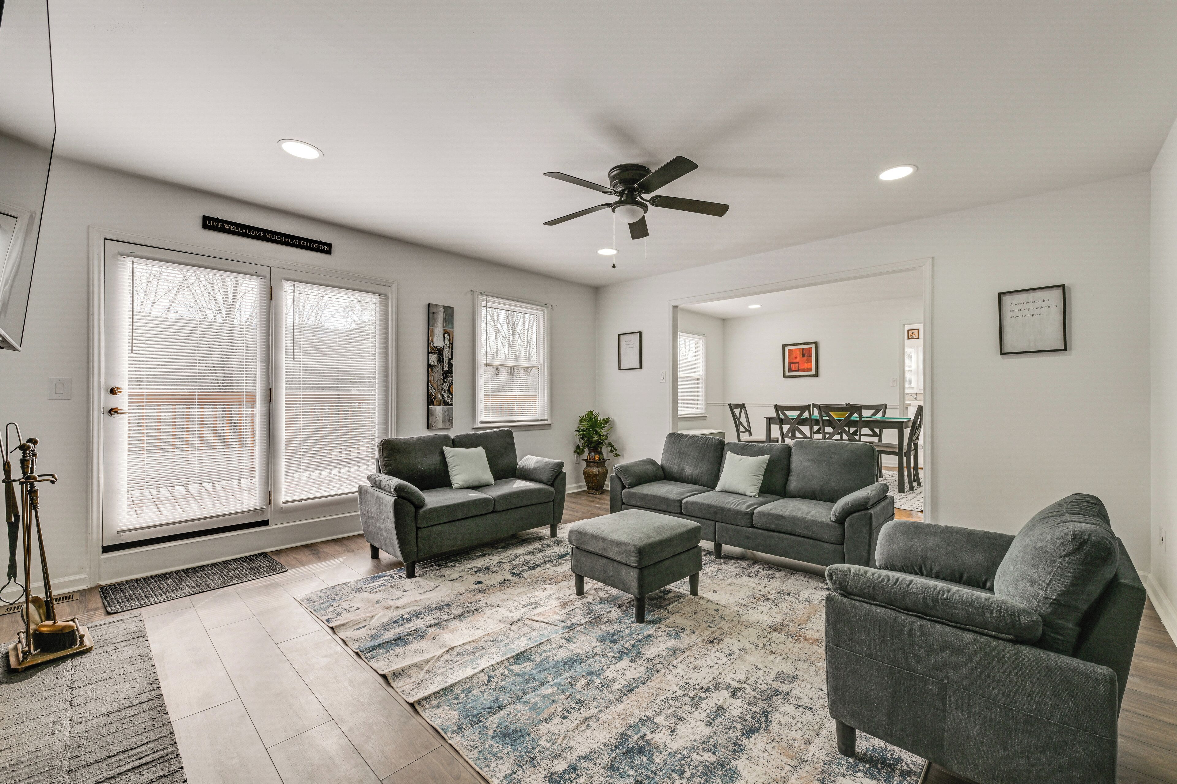 المنشأة من الداخل