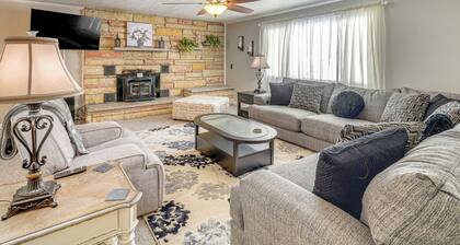 1/2 Mi to Kanawha River: Quiet Escape w/ Patio