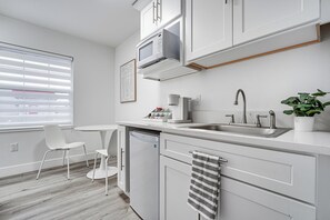 Front of property - Walk to Main Ave & Soap Lake! Pet-friendly Studio (Soap Lake)