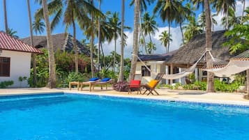 Alberca al aire libre