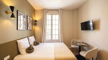 Fer et planche Ă repasser, Wi-Fi, draps fournis