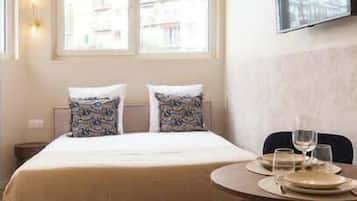 Fer et planche Ă repasser, Wi-Fi, draps fournis