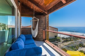 Terrace/patio - Amazing Sea view from all the windows in the house, private staircase to beach (Solana Beach)