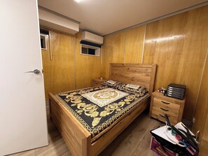 Bügeleisen/Bügelbrett, WLAN, Bettwäsche