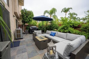 Terrace/patio - Spacious 3BR Retreat  | Pool, Tennis & Easy Access to San Diego Attractions (San Diego)