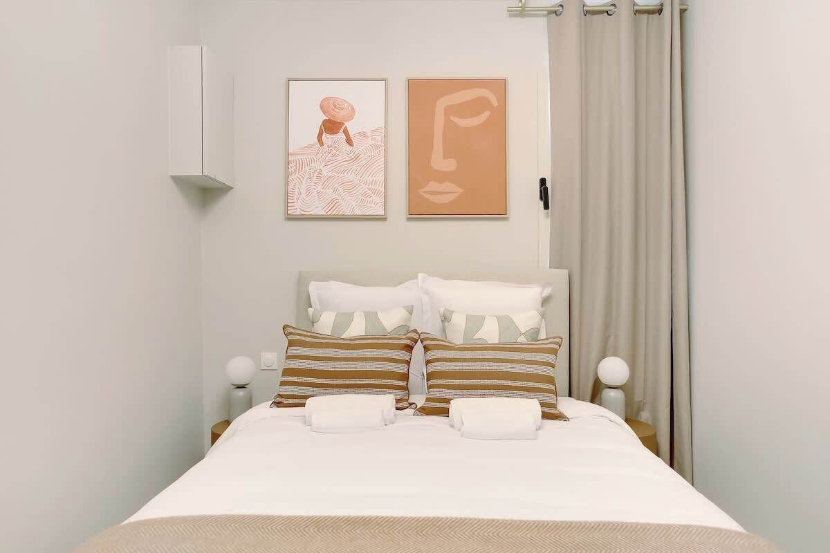 Fer et planche à repasser, Wi-Fi, draps fournis