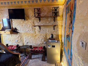 Interior - pyramids mystery inn  (Giza Governorate)