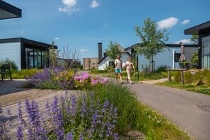 Property grounds - Vakantiepark Wiedense meren - Tinyhouse havenzicht (Wanneperveen)