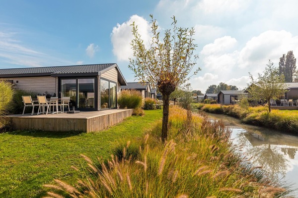 Holiday park Aan de Maas - Maaslande 4 - Front