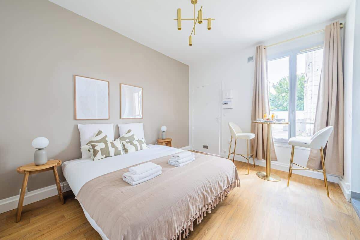 Fer et planche à repasser, Wi-Fi, draps fournis