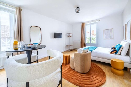 Studio chaleureux au coeur de ville Issy
