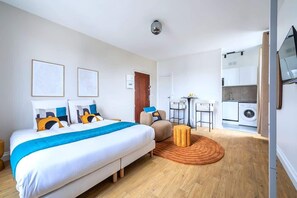 Iron/ironing board, WiFi, bed sheets - Studio chaleureux au coeur de ville Issy (Issy-les-Moulineaux)