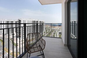 Property grounds - Bloomfields STU Canal View Waters Ed 1 (Abu Dhabi)