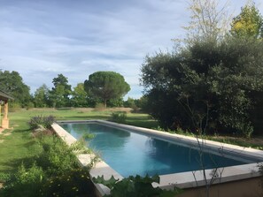 Pool - Holiday Home 'Le Galet Du Chant Du Buc' with Shared Pool, Private Garden and Wi-Fi (Marssac-sur-Tarn)