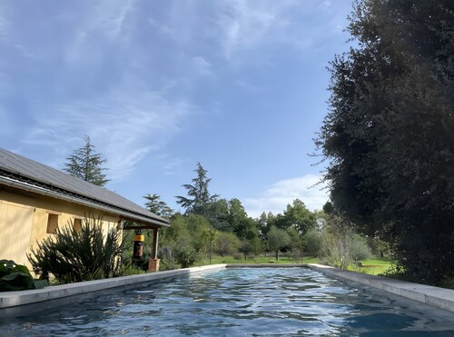 Maison de vacances « Le Galet du Chant du Buc » avec piscine partagée, jardin privé et Wi-Fi