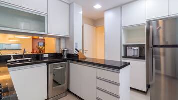 Apartamento, para fumantes | 2 quartos