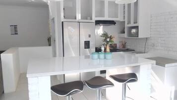 Mikrowelle, Ofen, Herdplatte